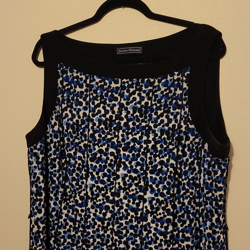 Dress - Picture 2 of 3